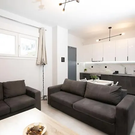 דירה Modern & Comfy *
